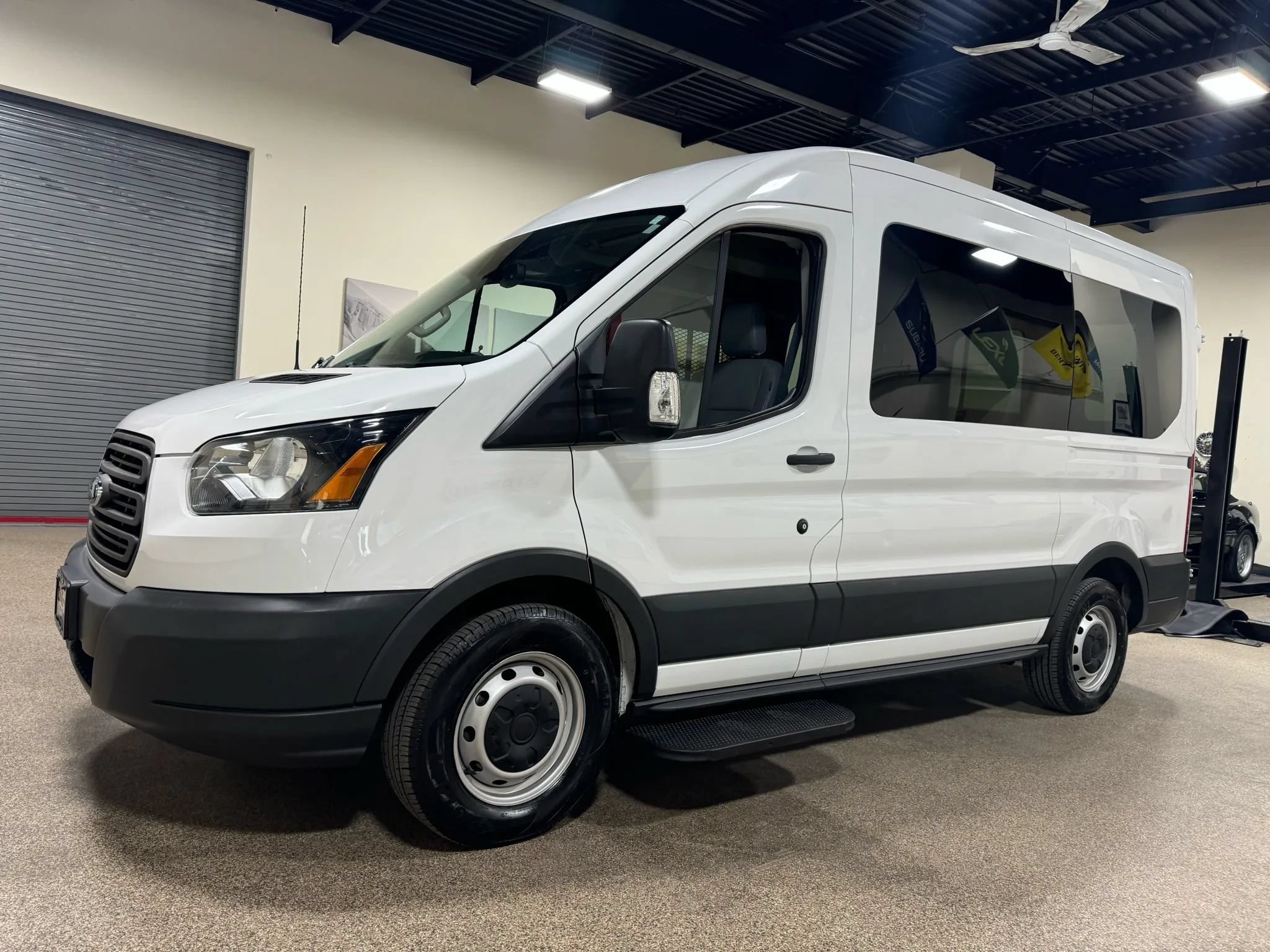 Used 2016 Ford Transit 150 130 Medium Roof RWD image 11