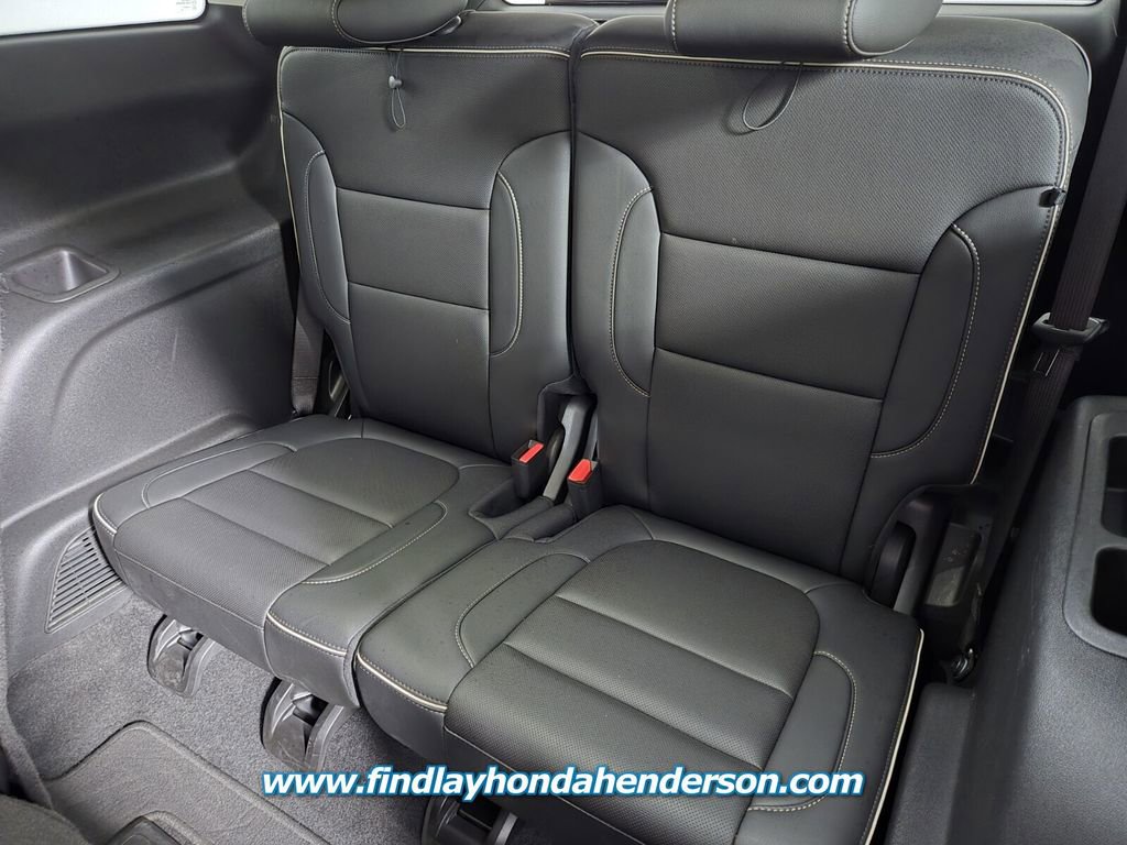 Used 2021 GMC Acadia Denali w/ Denali Ultimate Package image 17