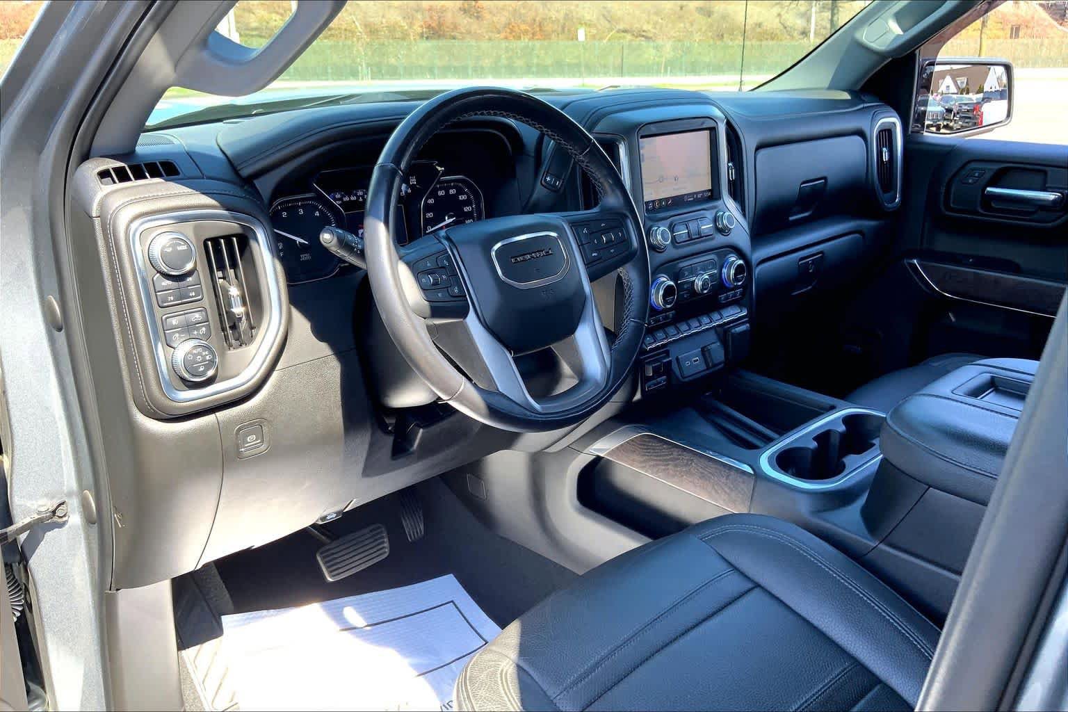 Used 2022 GMC Sierra 1500 Denali w/ Driver Alert Package II image 16