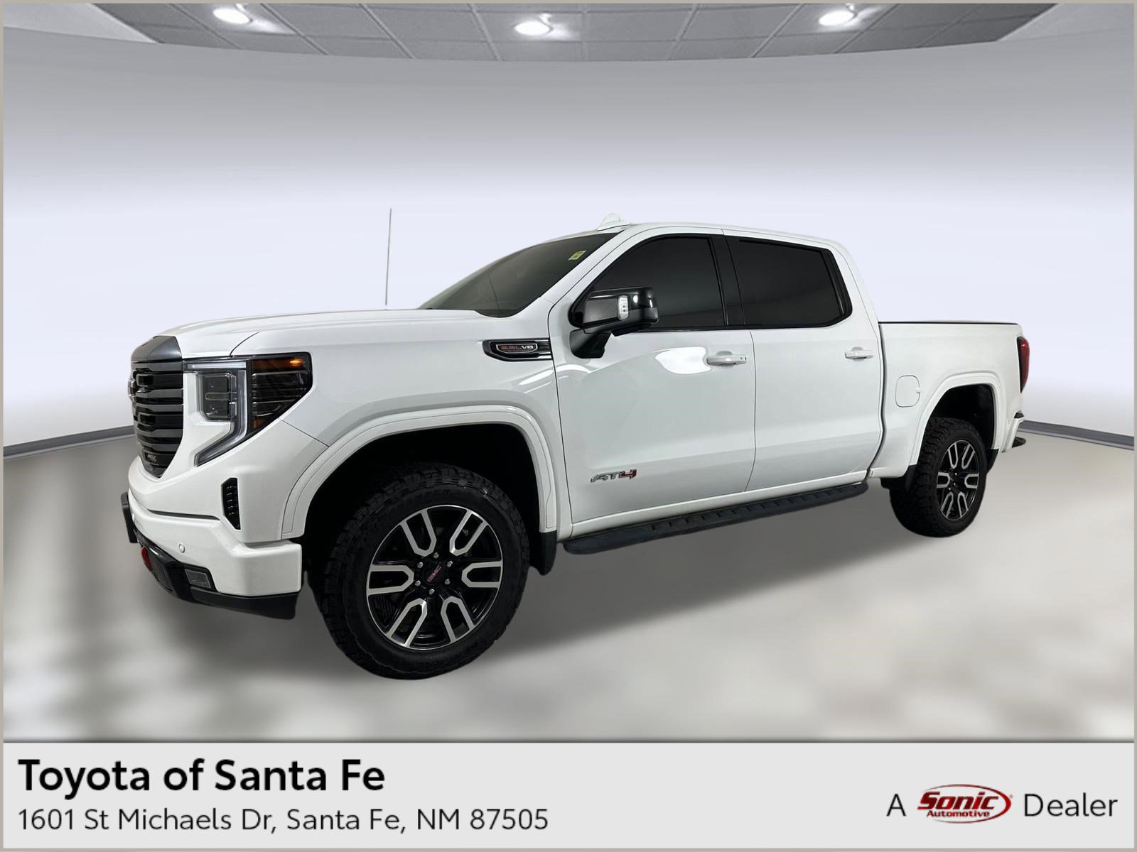 Used 2022 GMC Sierra 1500 AT4 w/ AT4 Premium Package image 1