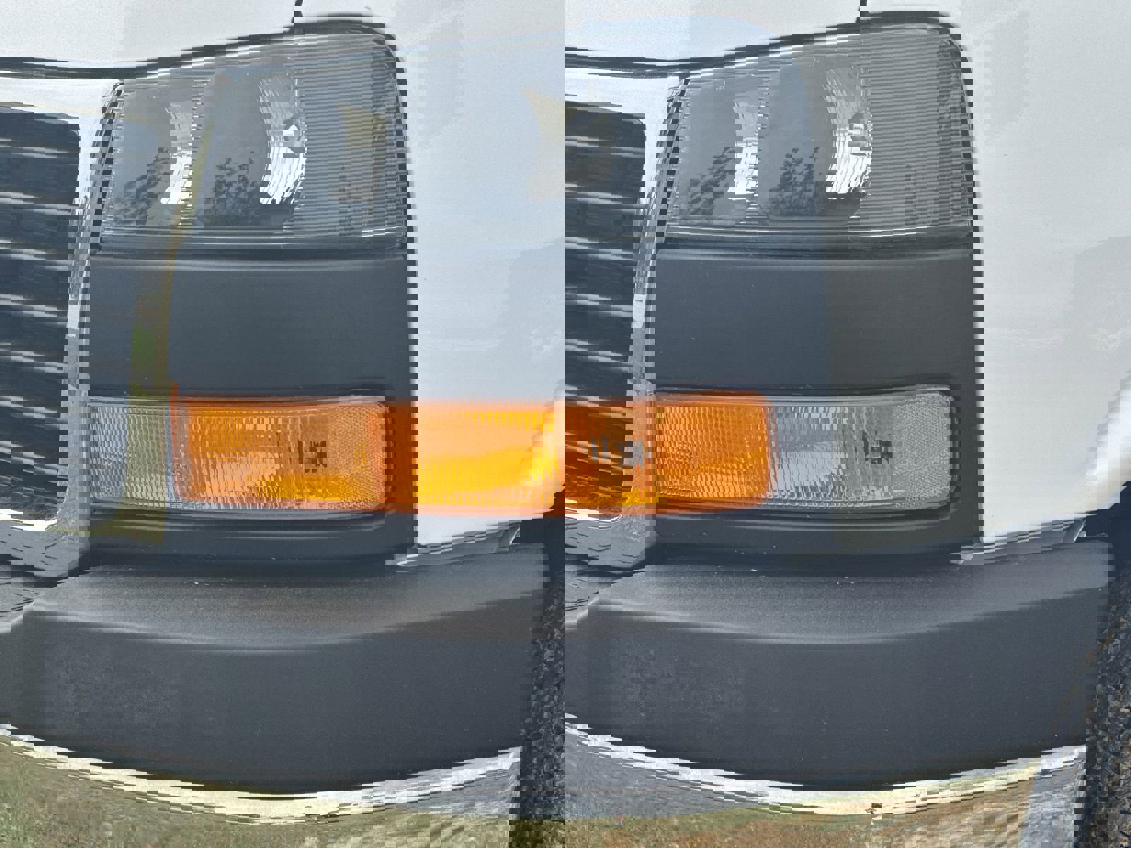 Used 2024 GMC Savana 2500 w/ Driver Convenience Package image 6