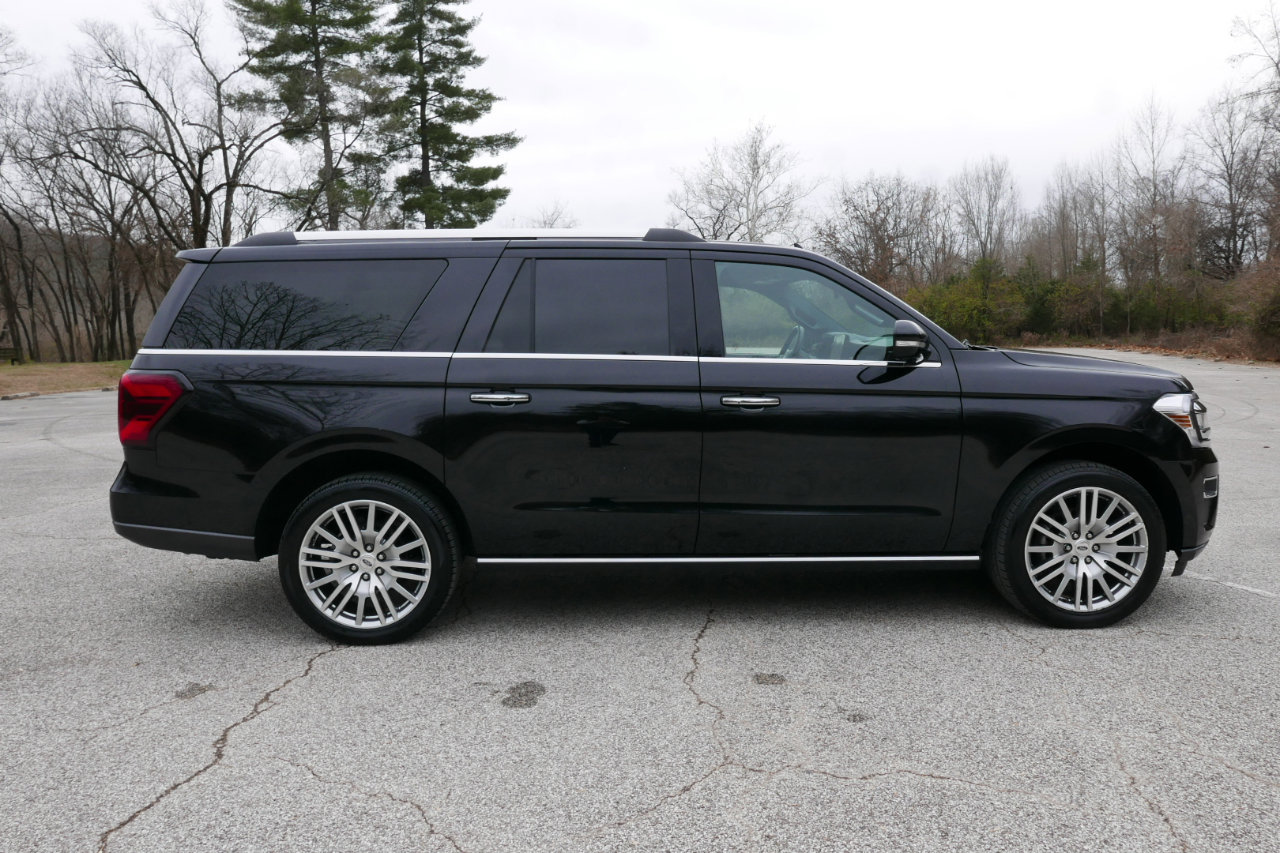 Used 2024 Ford Expedition Max Limited image 41