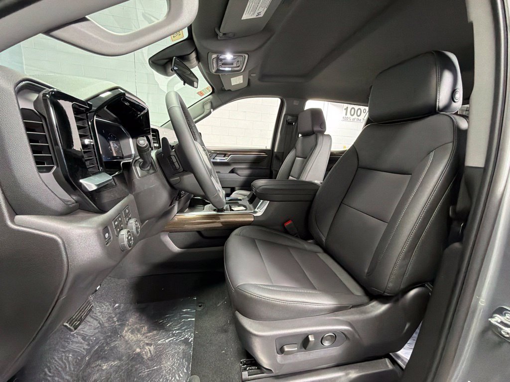 New 2026 Chevrolet Silverado 1500 RST w/ Convenience Package II AWD/4WD image 15