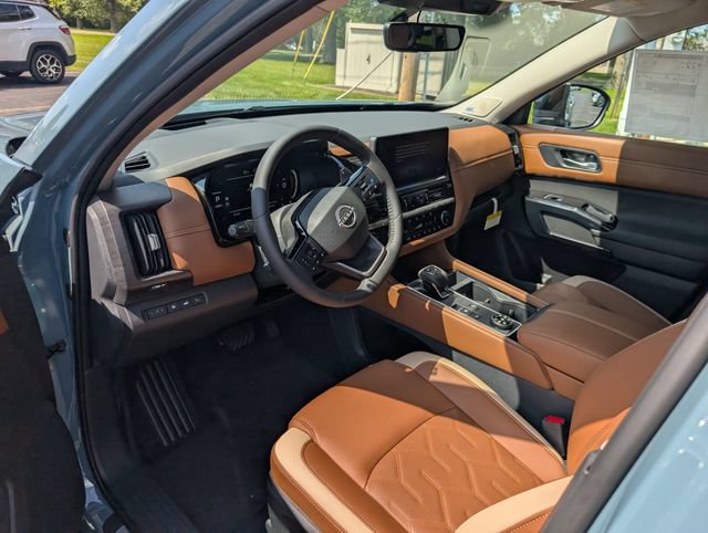 New 2026 Nissan Pathfinder Platinum AWD/4WD image 13