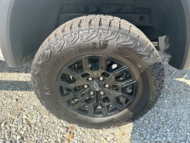 Used 2026 Chevrolet Colorado Trail Boss AWD/4WD image 57