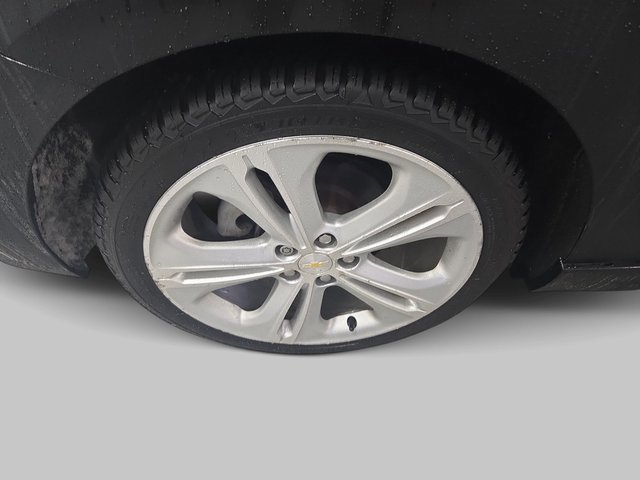 Used 2017 Chevrolet Cruze Premier image 33
