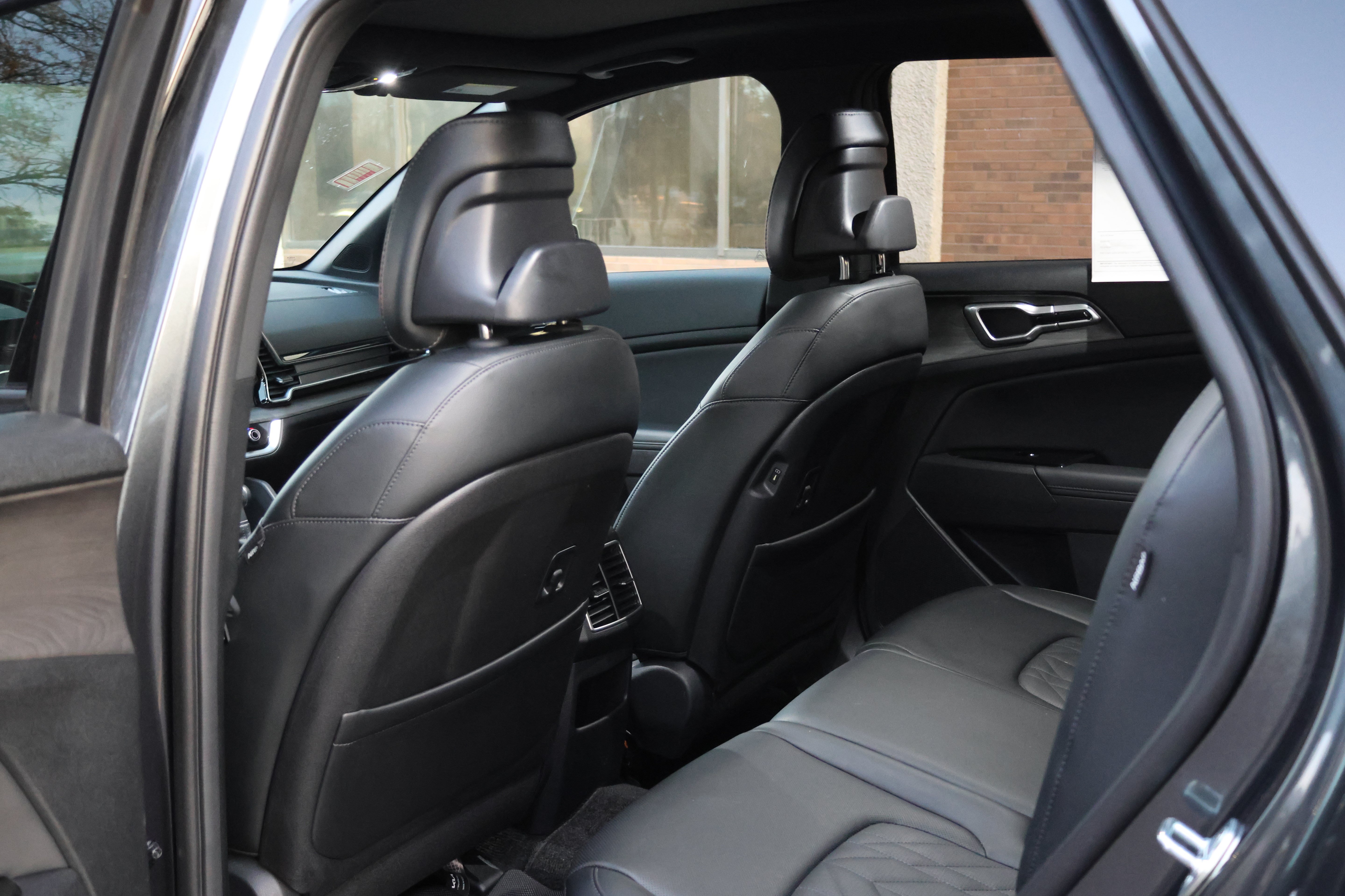 Used 2024 Kia Sportage X-Line w/ X-Line Premium Package AWD/4WD image 16