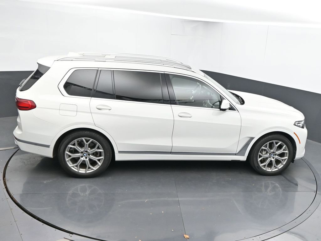 Used 2022 BMW X7 xDrive40i w/ Executive Package AWD/4WD image 36