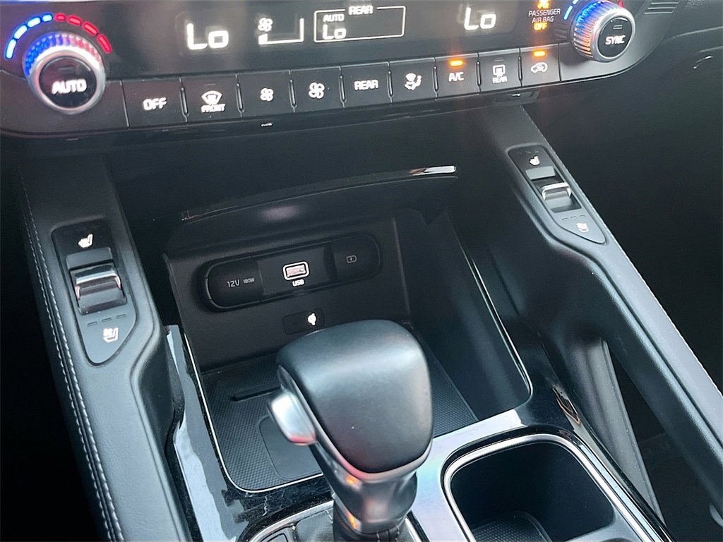 Used 2022 Kia Telluride SX w/ SX Prestige Package image 21