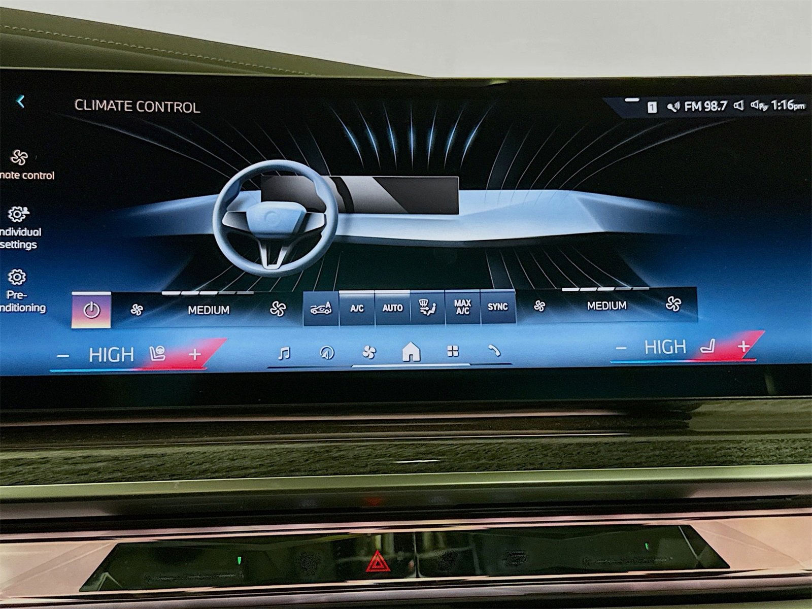 Certified 2023 BMW 760i xDrive w/ Executive Package image 16