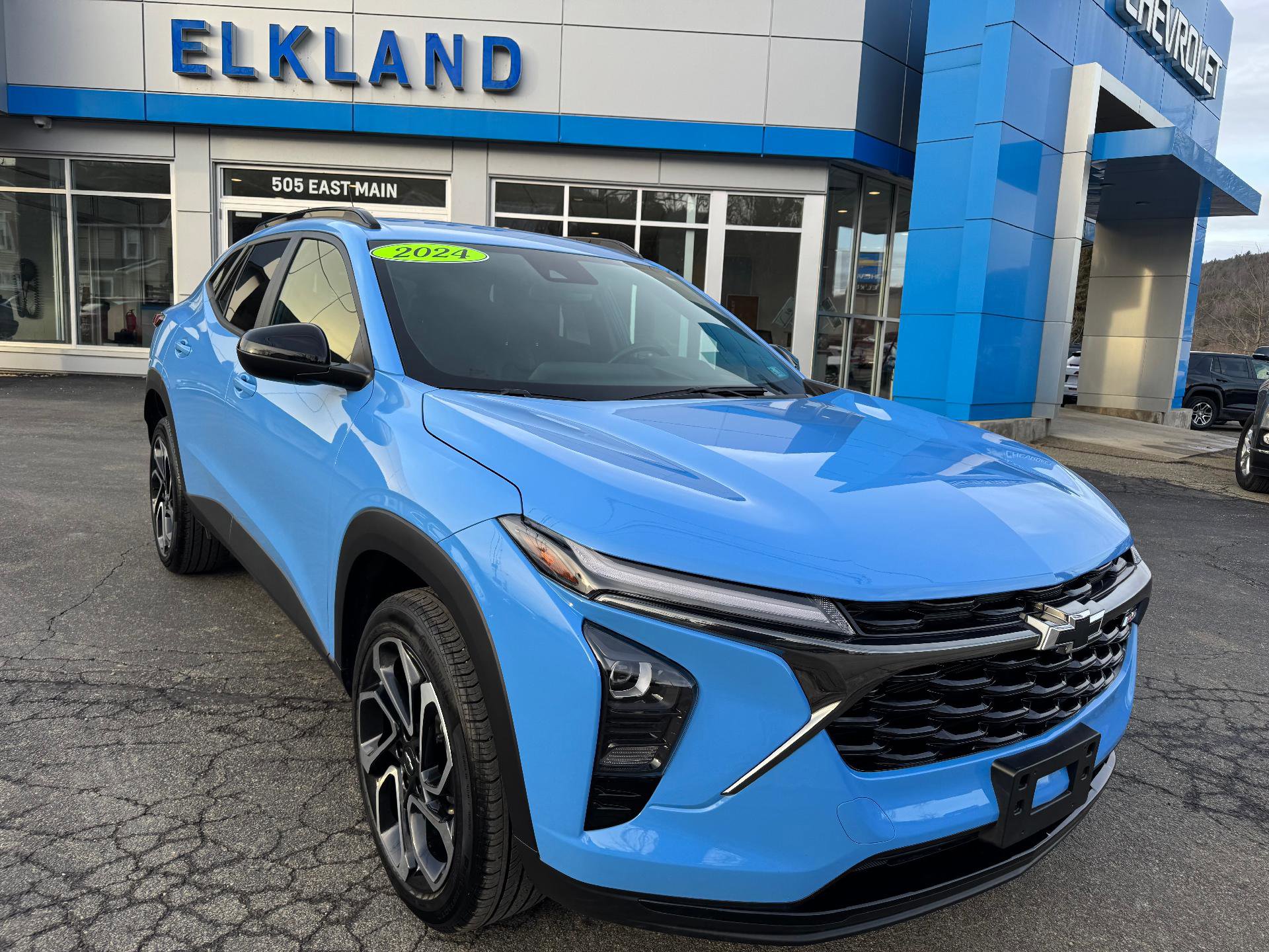 Used 2024 Chevrolet Trax RS w/ Driver Confidence Package image 6