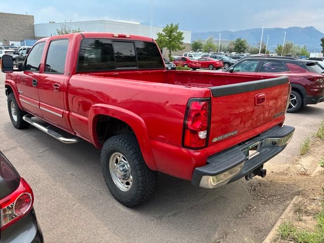 Used 2005 Chevrolet Silverado 2500 LT w/ Heavy-Duty Power Package AWD/4WD image 3