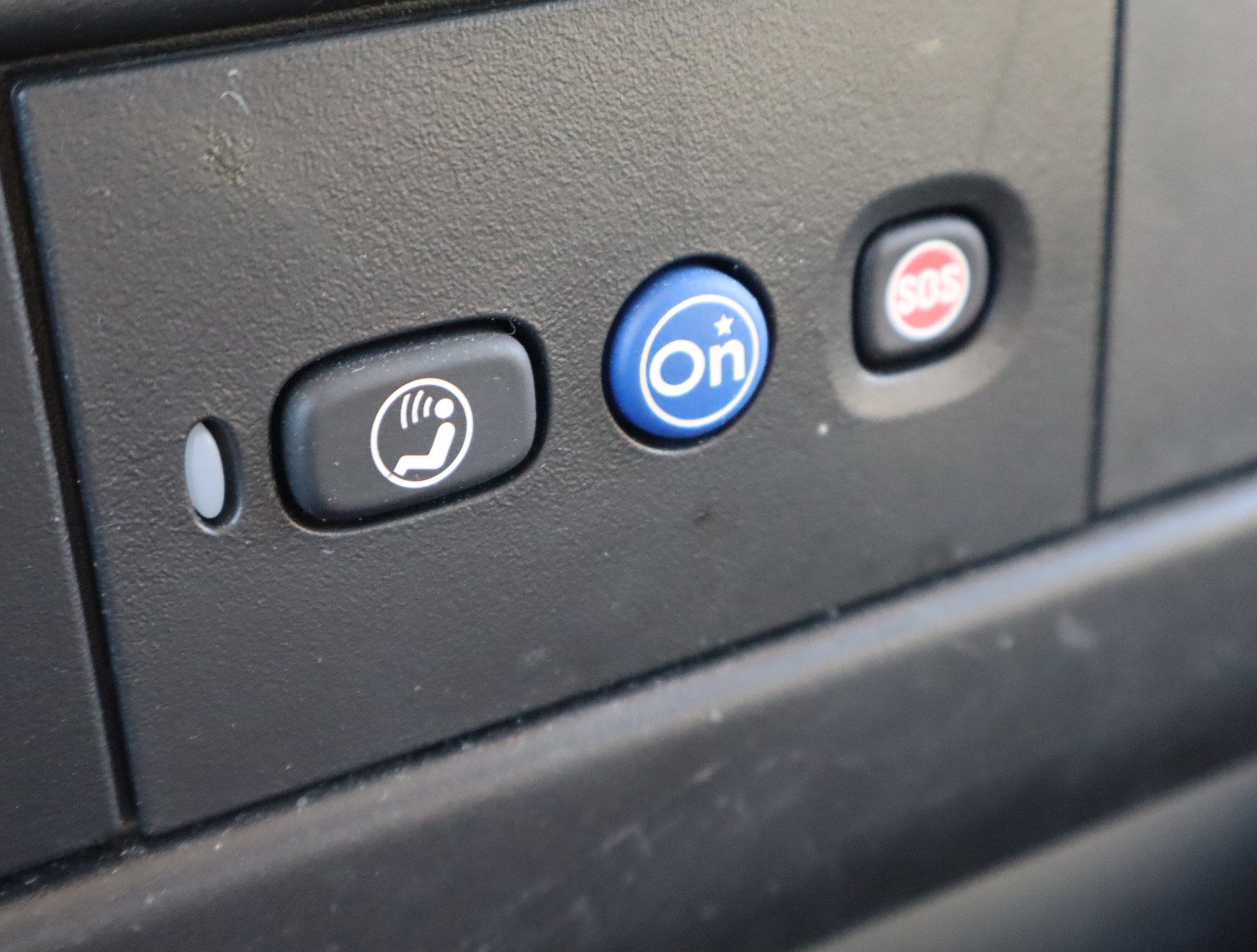 Used 2024 GMC Savana 2500 w/ Driver Convenience Package image 25