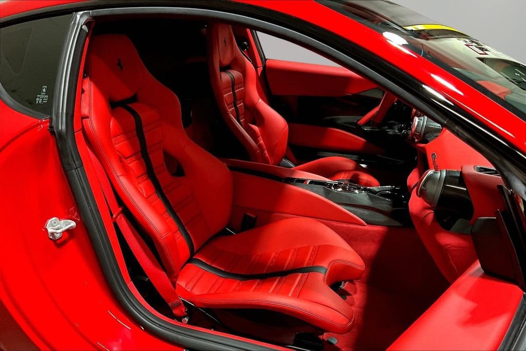 Used 2022 Ferrari 812 Competizione RWD image 23