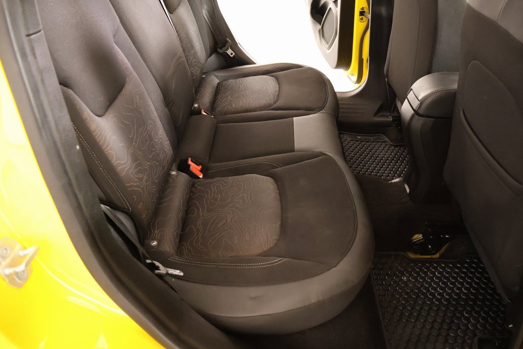 Used 2023 Jeep Renegade Latitude image 15