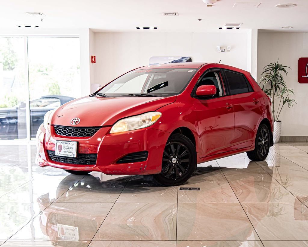 Used 2009 Toyota Matrix FWD image 1
