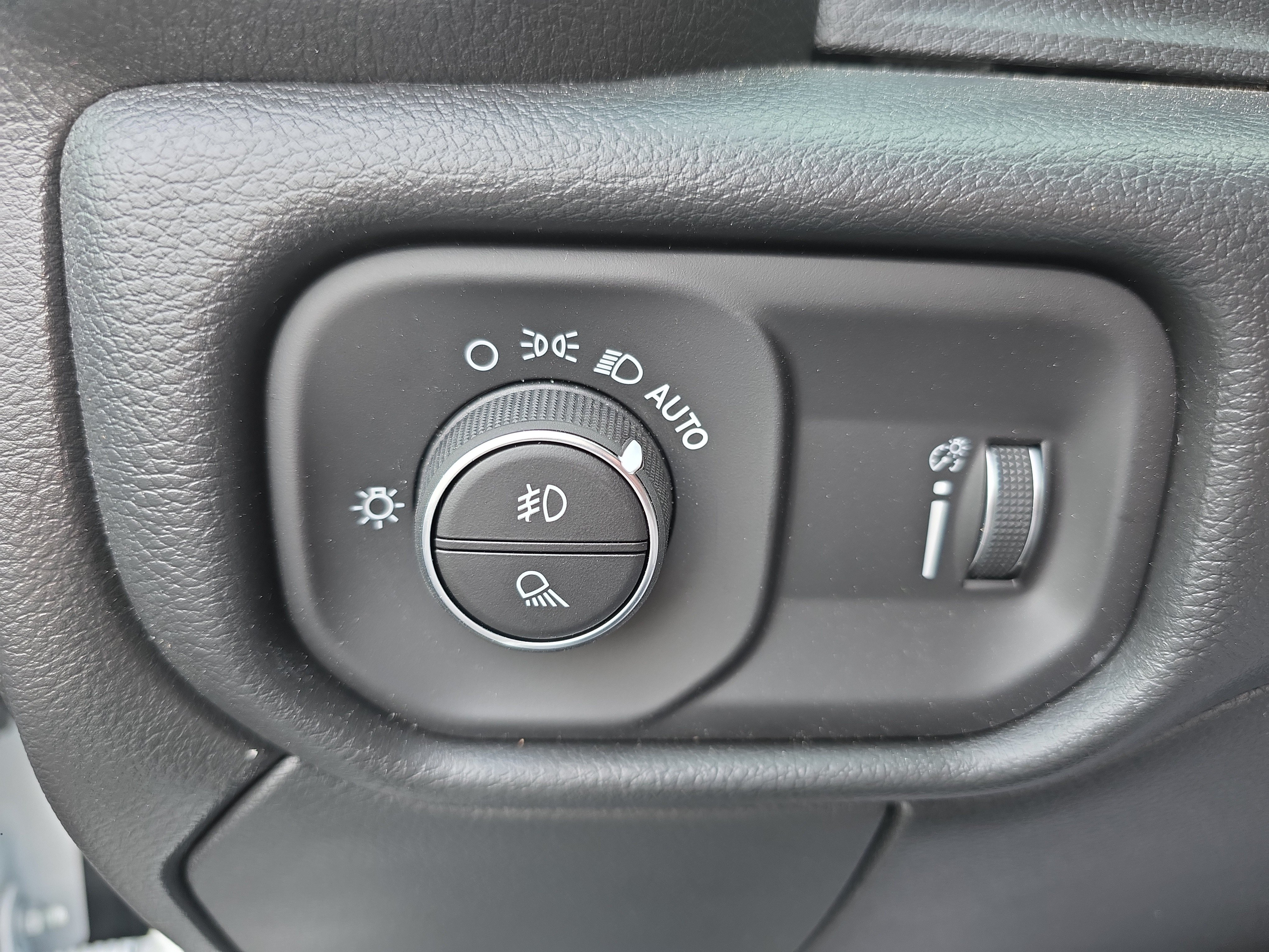 New 2026 RAM 2500 Tradesman AWD/4WD image 12