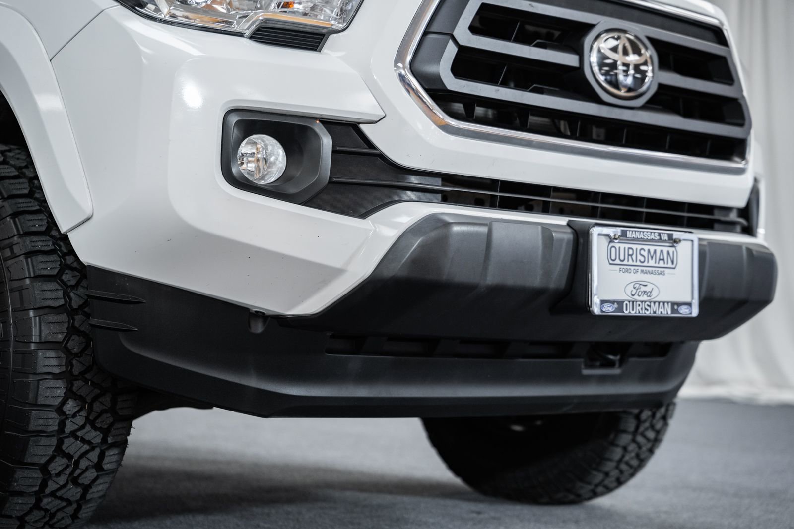 Used 2020 Toyota Tacoma SR5 image 18