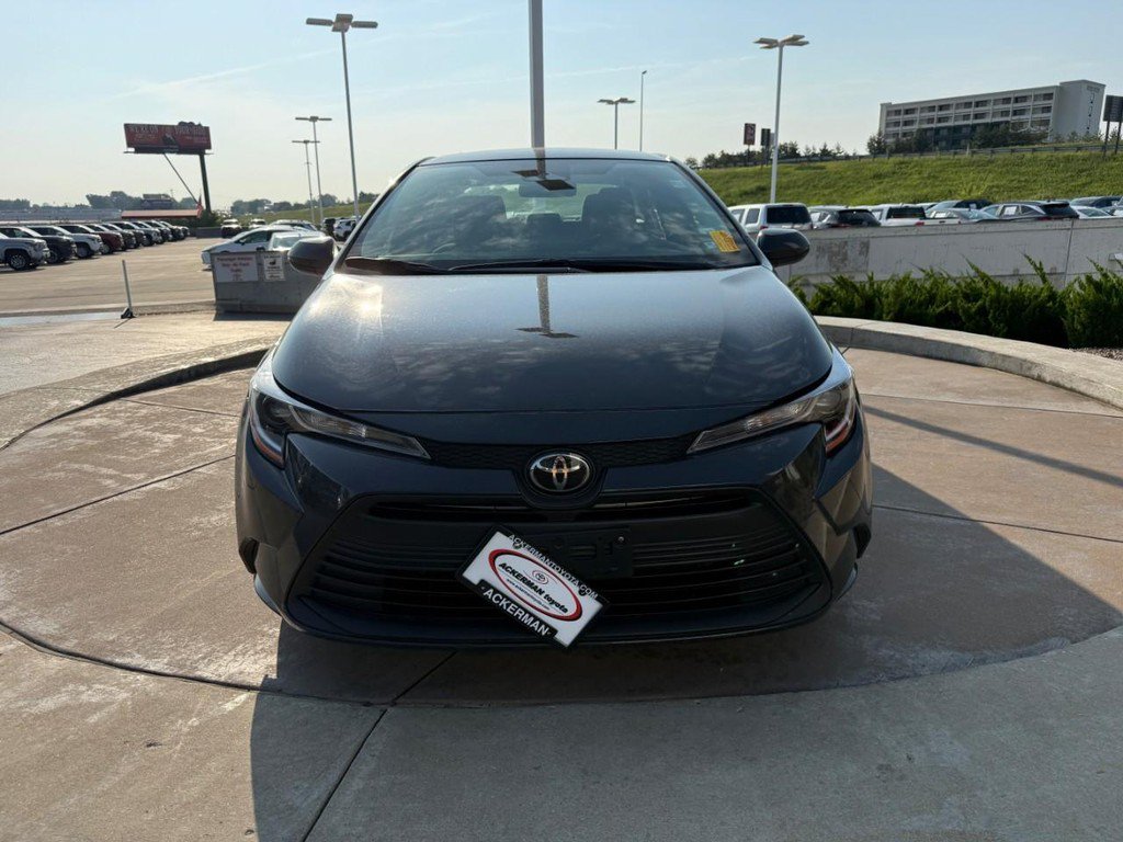 Used 2024 Toyota Corolla LE FWD image 10