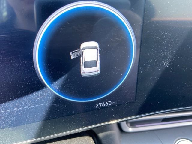 Certified 2025 Hyundai Elantra SEL FWD image 14