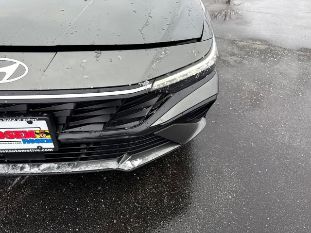 Certified 2025 Hyundai Elantra SEL w/ Cargo Package image 31