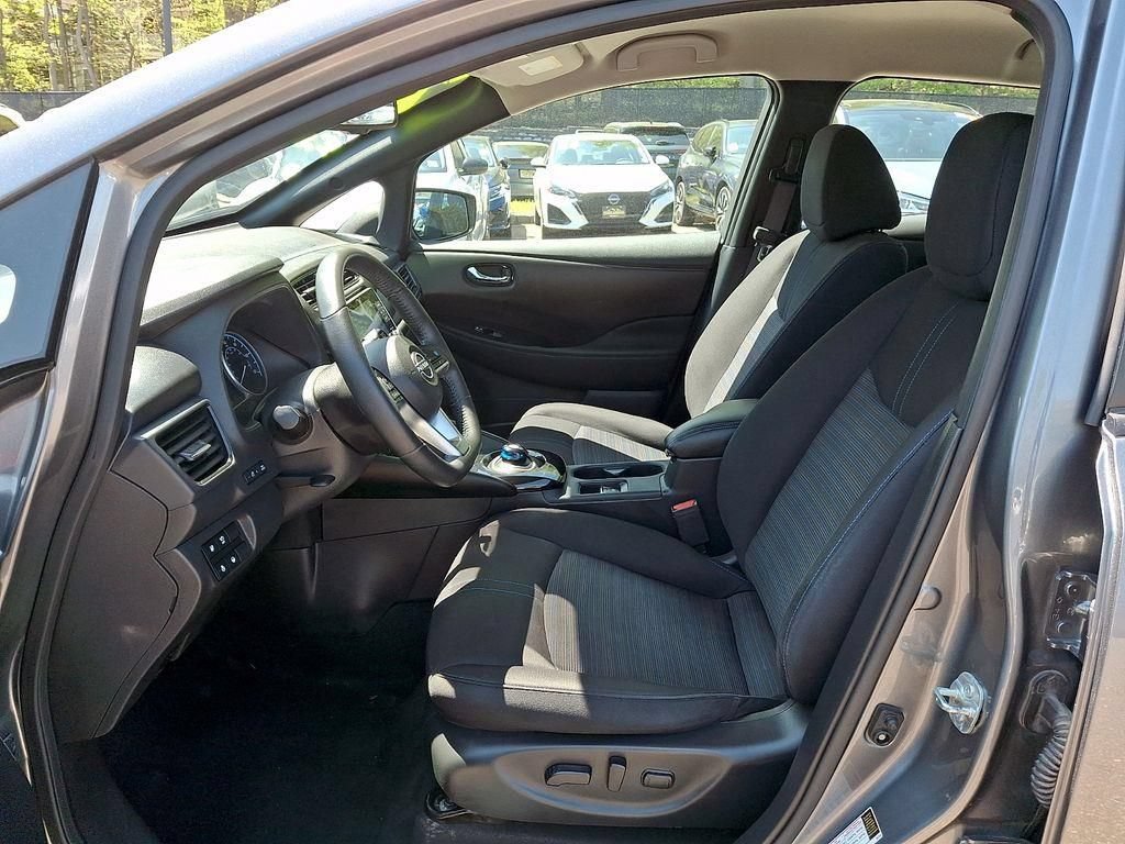Certified 2024 Nissan Leaf SV Plus FWD image 15