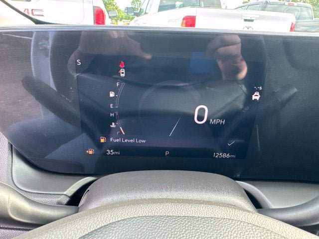 Used 2025 Buick Encore GX Preferred w/ Comfort Package FWD image 13