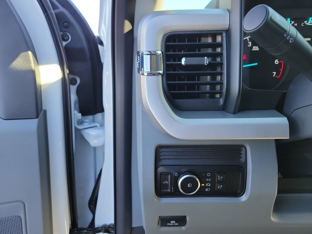 New 2026 Ford F250 XL w/ FX4 Off-Road Package image 24