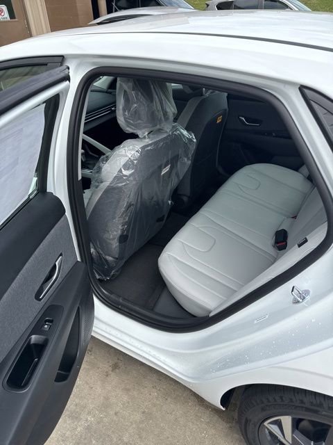 New 2026 Hyundai Elantra Limited w/ Cargo Package FWD image 11