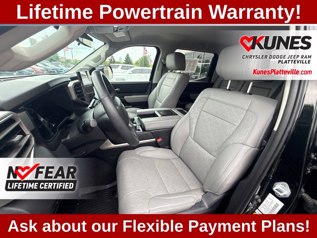 Used 2024 Toyota Tundra Limited AWD/4WD image 17