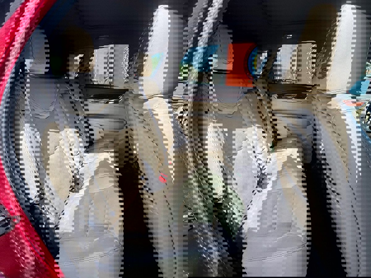 Used 2018 Cadillac XT5 Premium Luxury w/ Driver Assist Package AWD/4WD image 10