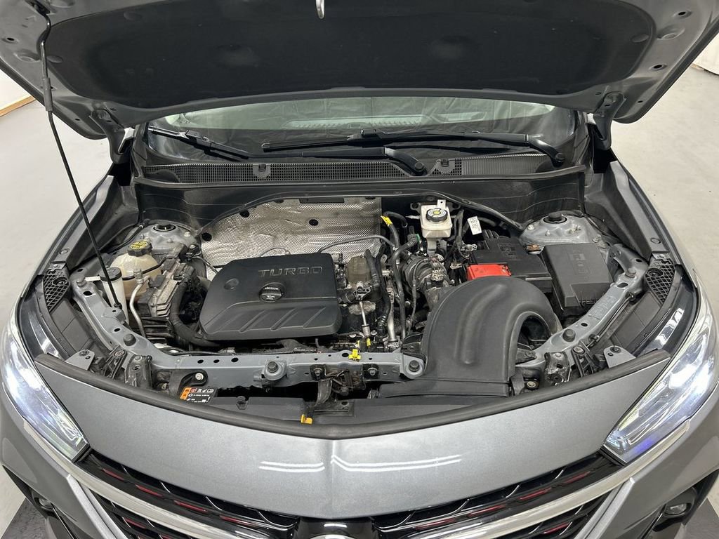 Used 2020 Buick Encore GX Essence w/ Sport Touring Package FWD image 23