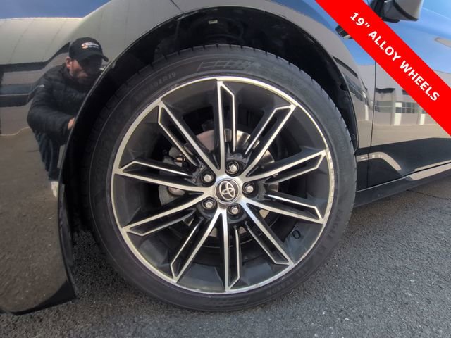 Used 2021 Toyota Avalon Touring image 34