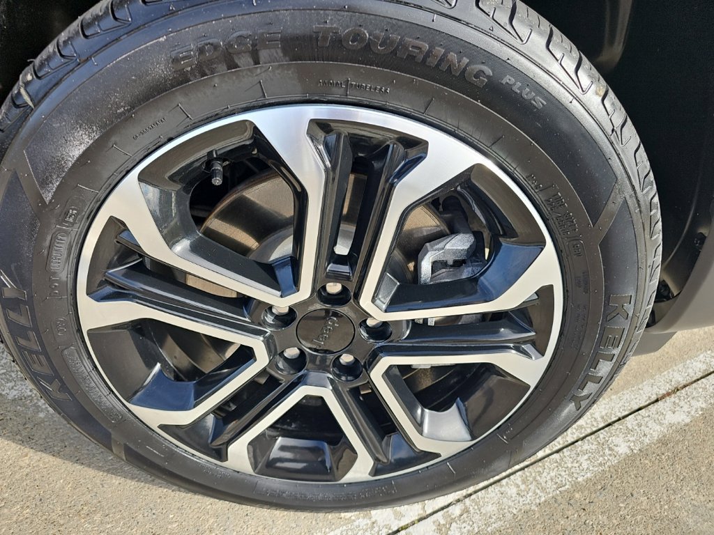 Certified 2023 Jeep Compass Limited AWD/4WD image 4