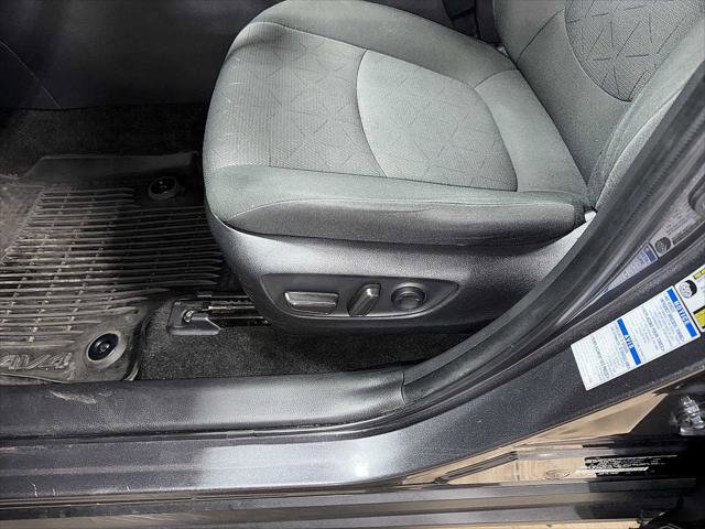 Certified 2022 Toyota RAV4 XLE image 23