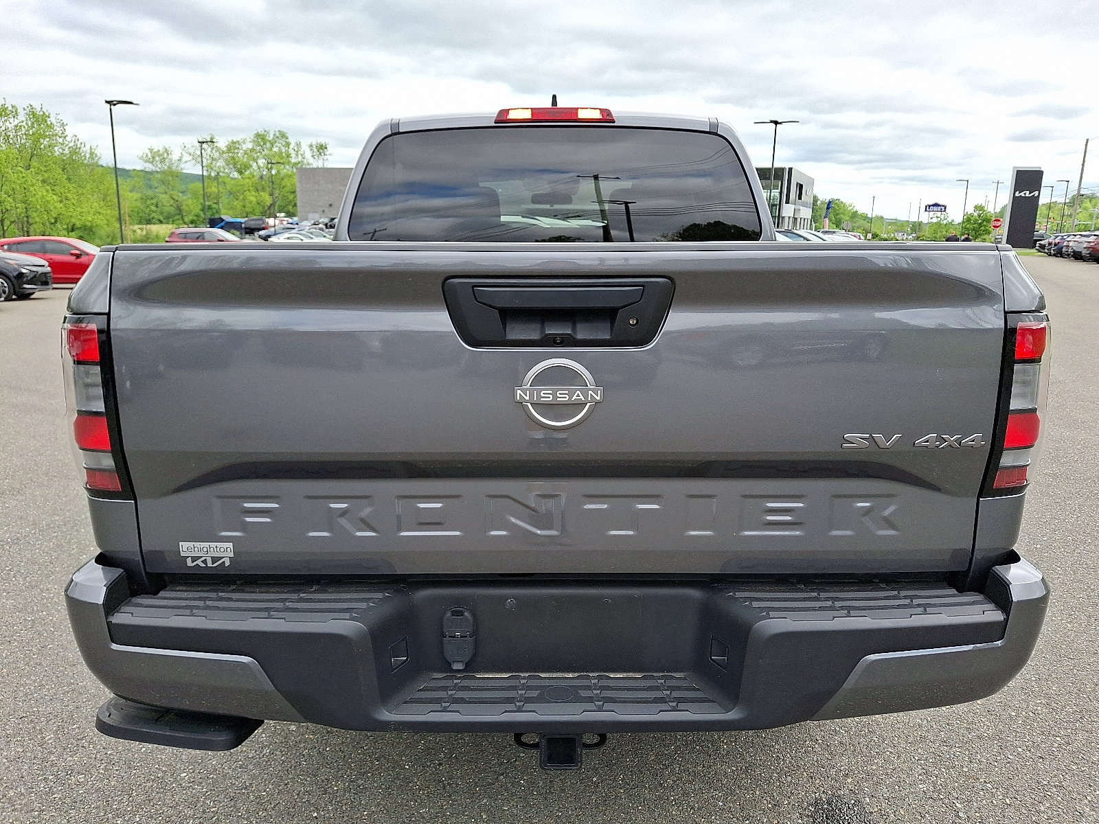Used 2023 Nissan Frontier SV w/ Tow Package image 5