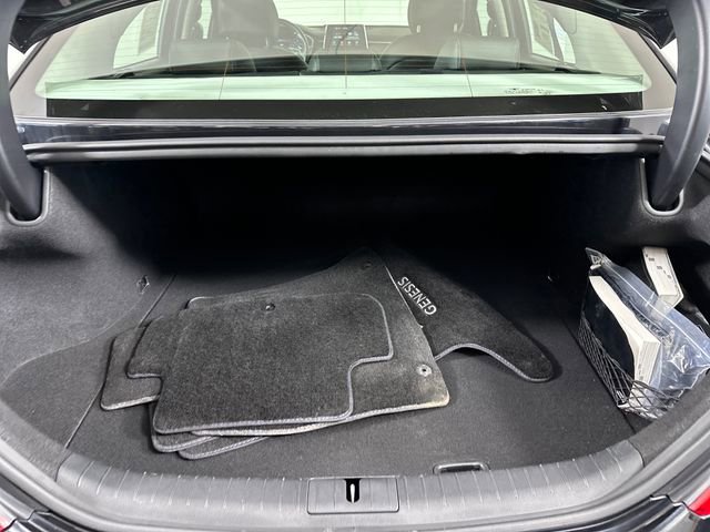 Used 2021 Genesis G70 2.0T Sport image 26