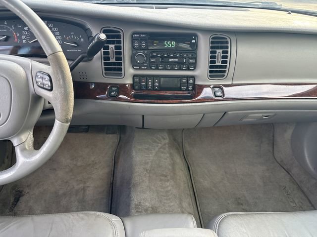 Used 1998 Buick Park Avenue Ultra image 17