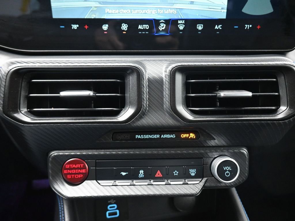 Used 2025 Ford Mustang Dark Horse image 22