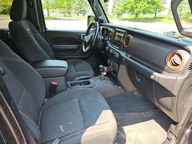 Used 2022 Jeep Gladiator Mojave w/ Cold Weather Group image 11