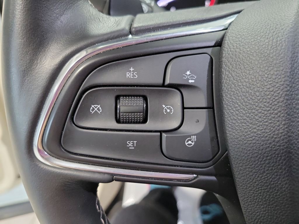 Used 2022 Buick Envision Essence w/ Safety Package image 36