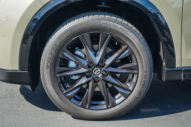 Used 2024 MAZDA CX-5 Carbon Edition image 11