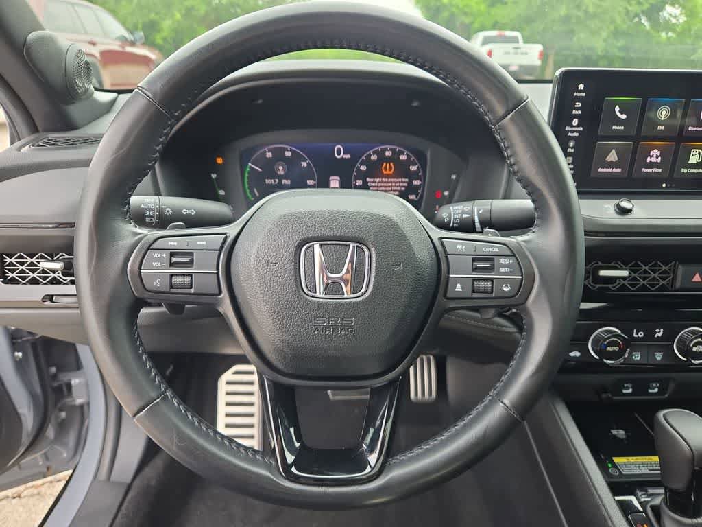 Used 2025 Honda Accord Sport image 25