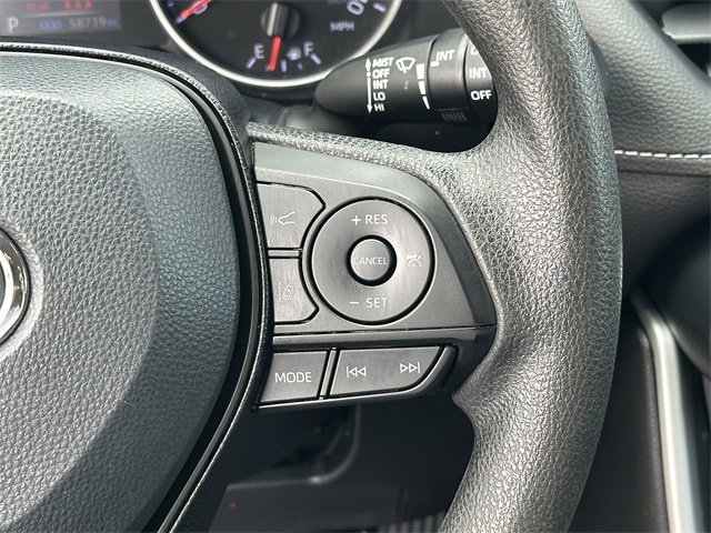 Used 2020 Toyota RAV4 XLE image 14