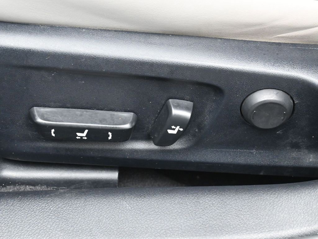 Used 2015 Lexus IS 250 AWD w/ Luxury Package image 10