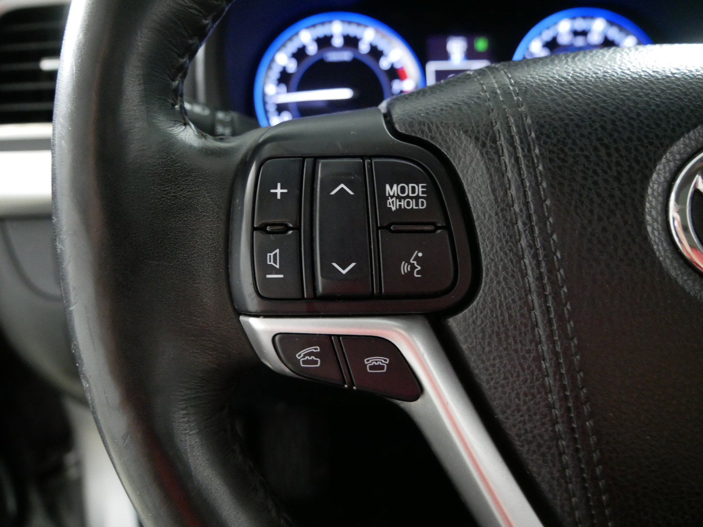 Used 2015 Toyota Highlander Limited Platinum AWD/4WD image 27