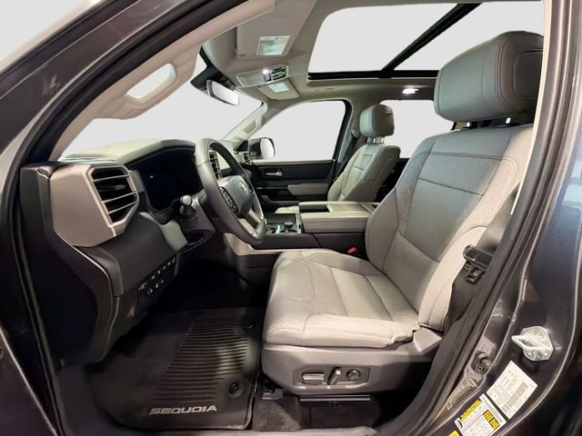 Certified 2024 Toyota Sequoia Limited w/ Tow Technology Package AWD/4WD image 18