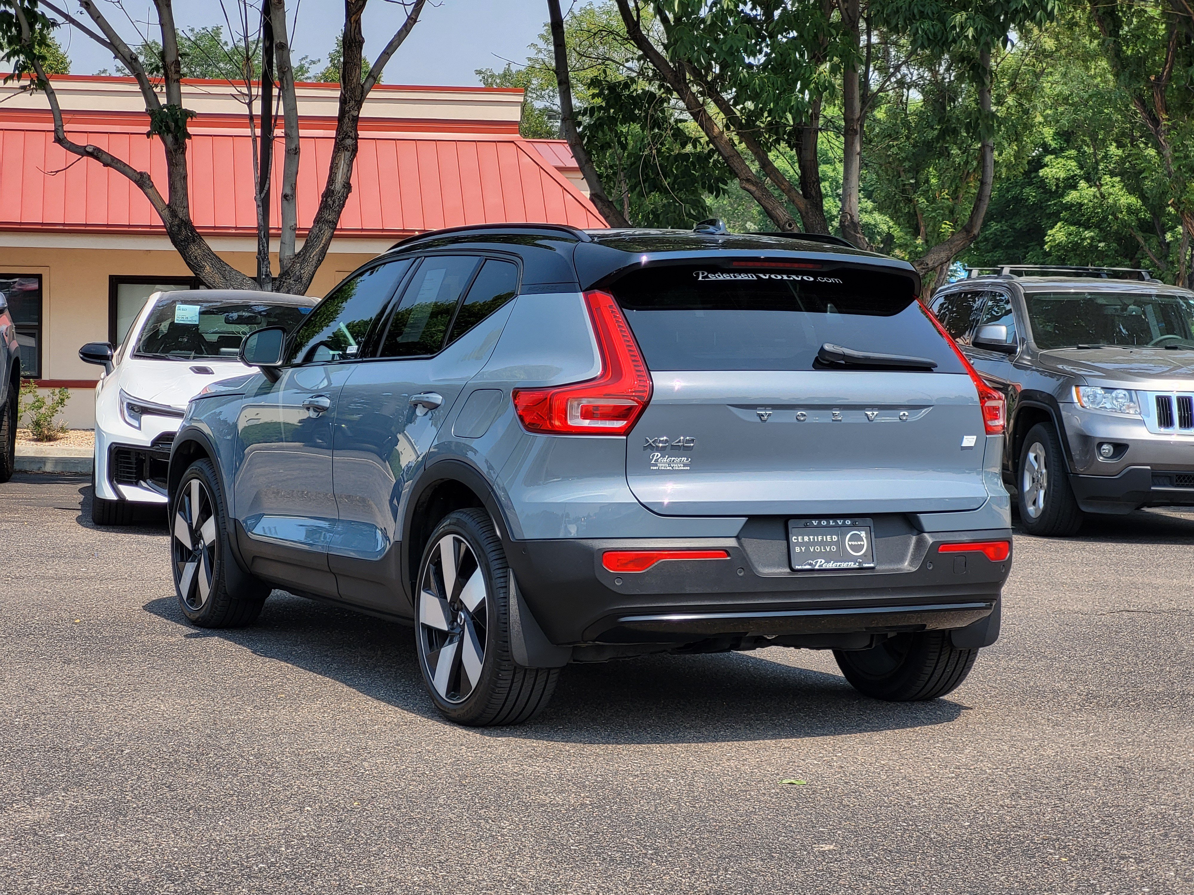 Certified 2023 Volvo XC40 Recharge Ultimate w/ Protection Package Premier AWD/4WD image 4