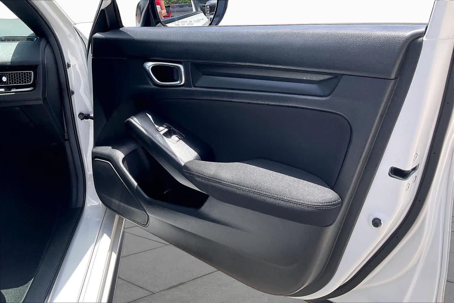 Used 2025 Honda Civic Sport image 22