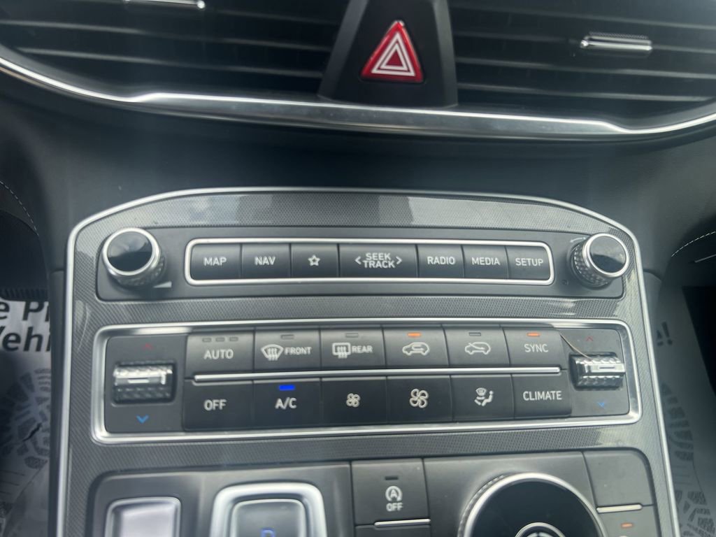 Used 2022 Hyundai Santa Fe Calligraphy image 16